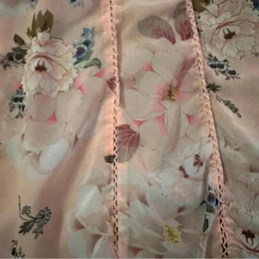 V Cristina• Peach Flowy Long Sleeve Dress Size M - Picture 4 of 16
